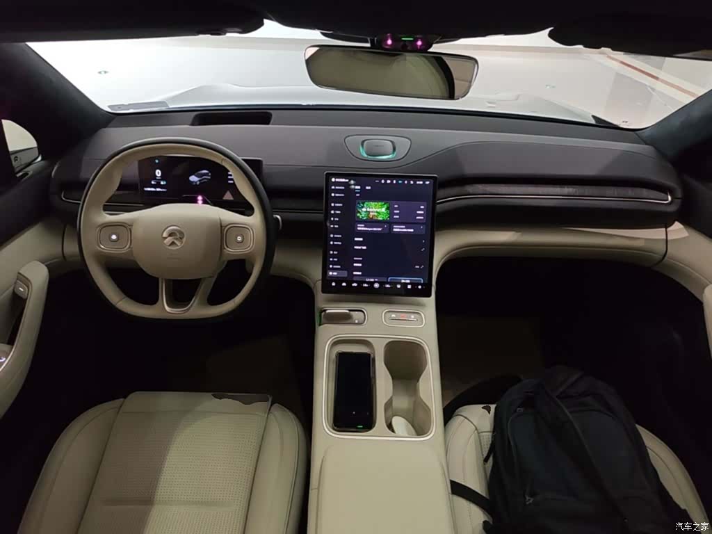 NIO ES6, 2023 10