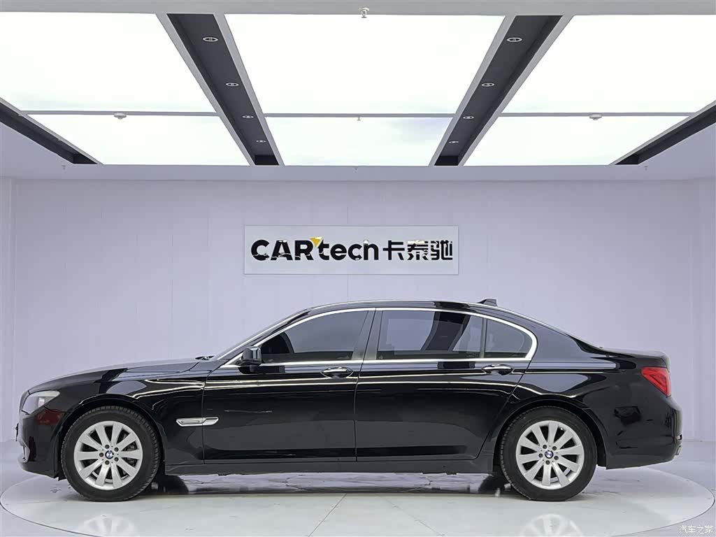 BMW 7 Series, 2011 8