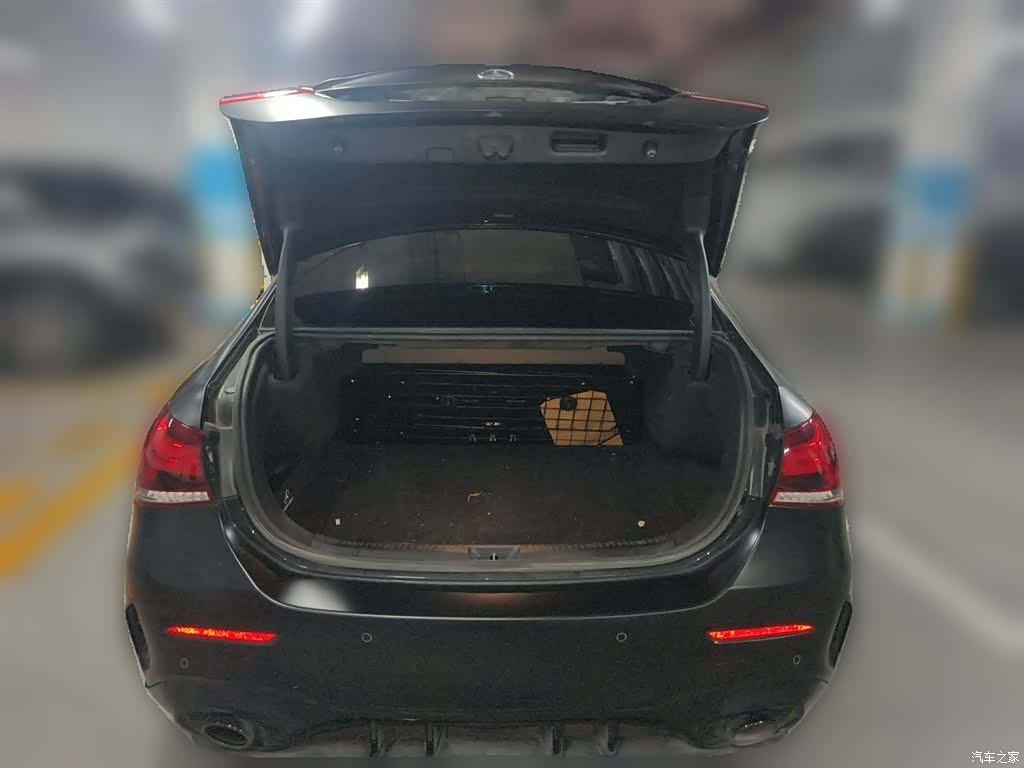 Mercedes-Benz A-Class, 2022 15