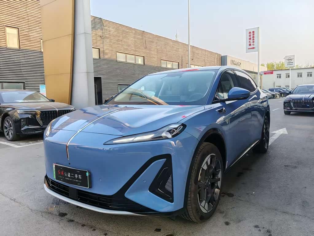 Hongqi 06