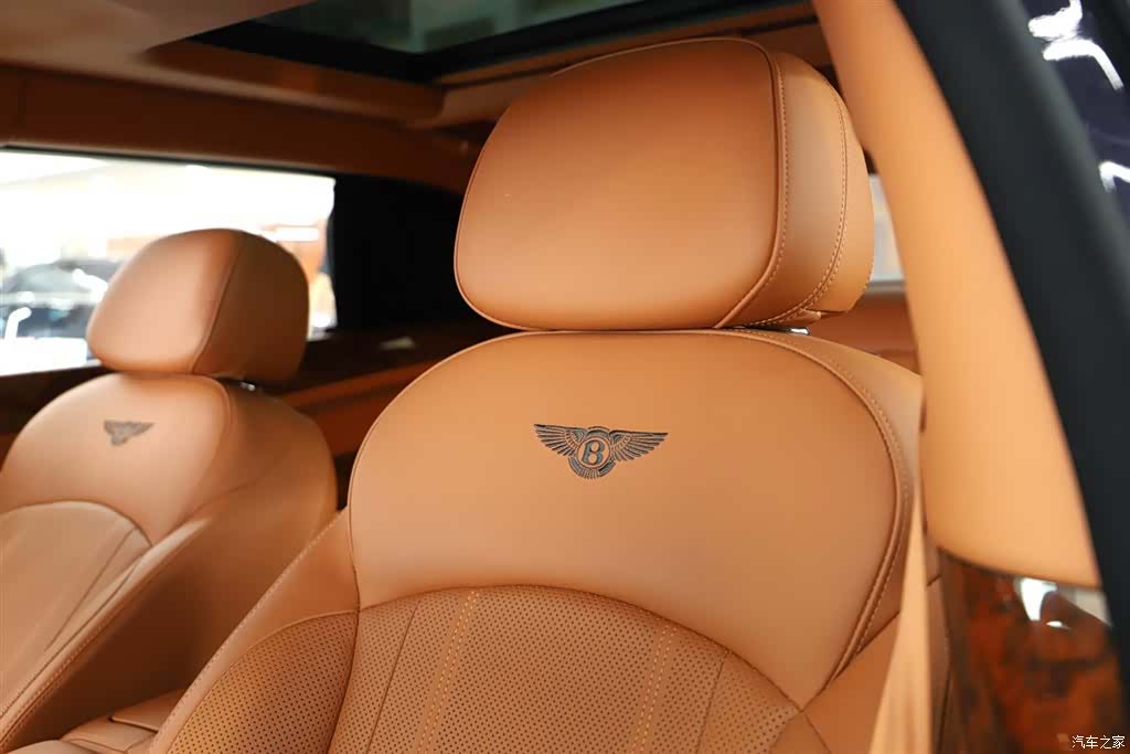 Bentley Mulsanne, 2018 26