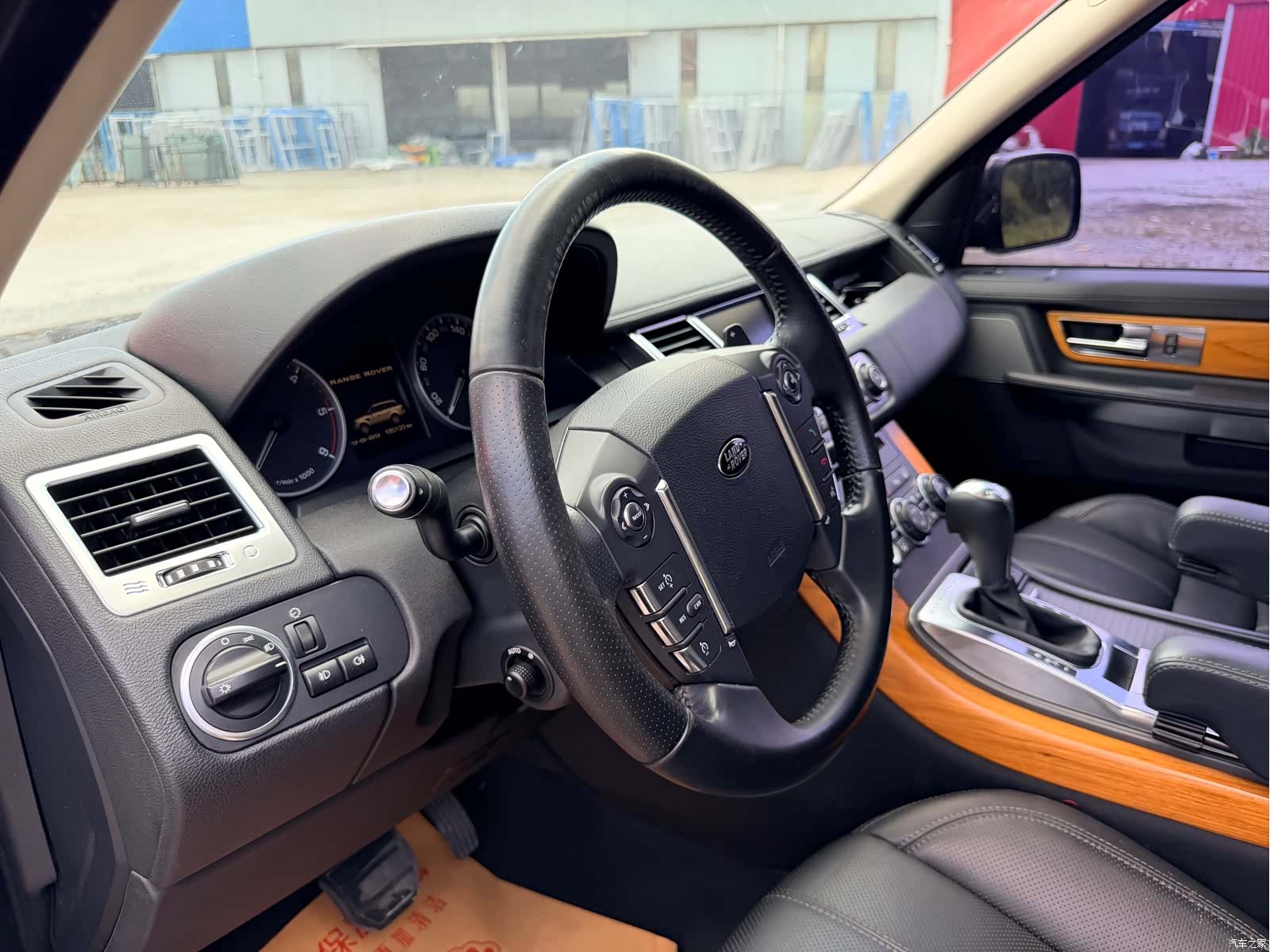 Land Rover Range Rover, 2013 10