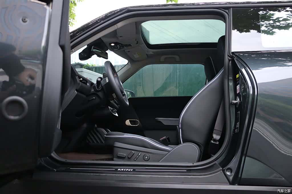 Mini Cooper, 2025 24