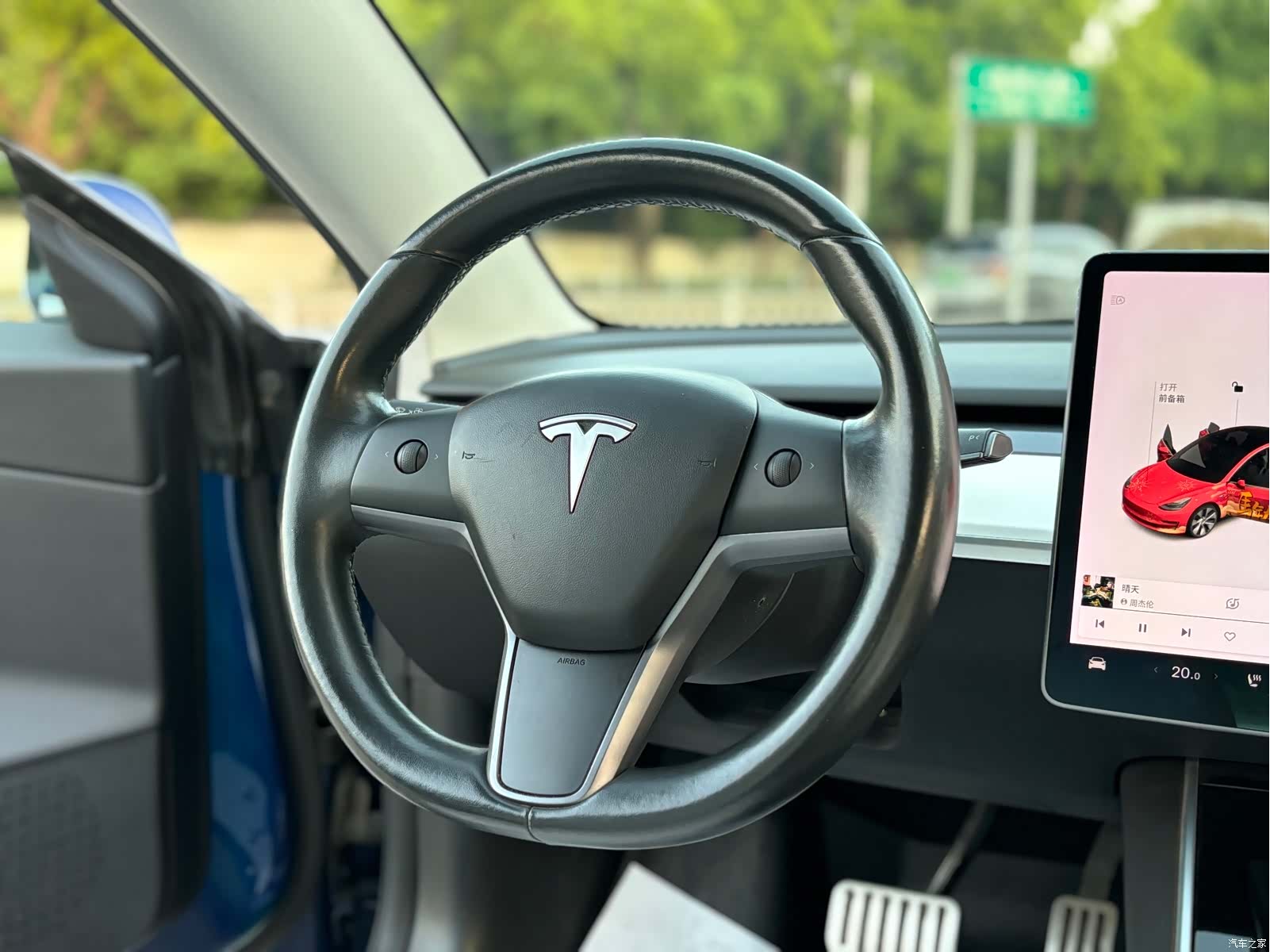 Tesla Model 3, 2019 11