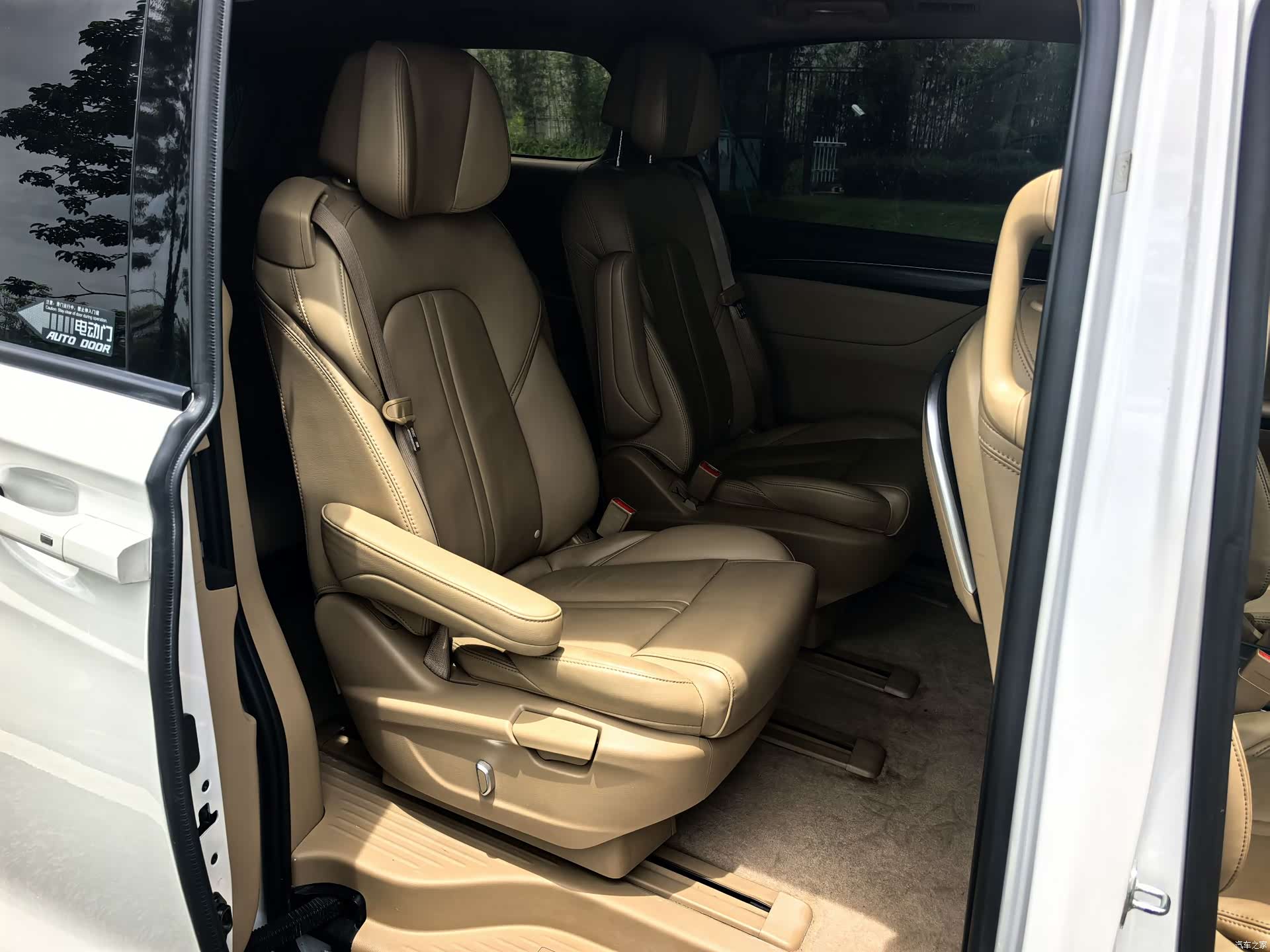 Buick GL8, 2021 12