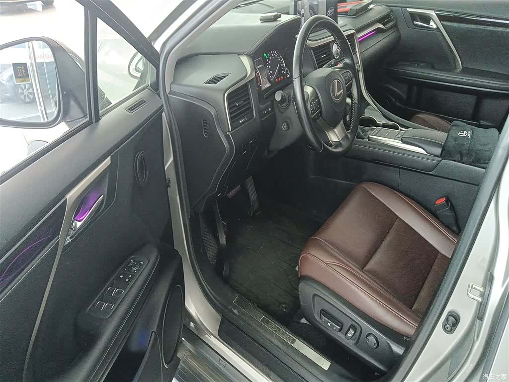 Lexus RX, 2022 12