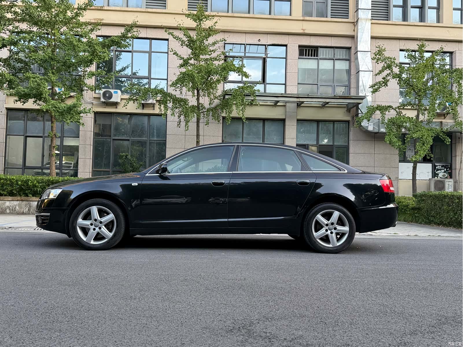 Audi A6L, 2007 14