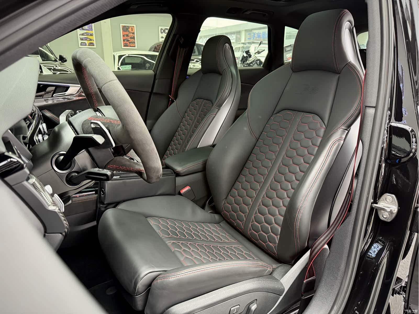 Audi RS4, 2024 12