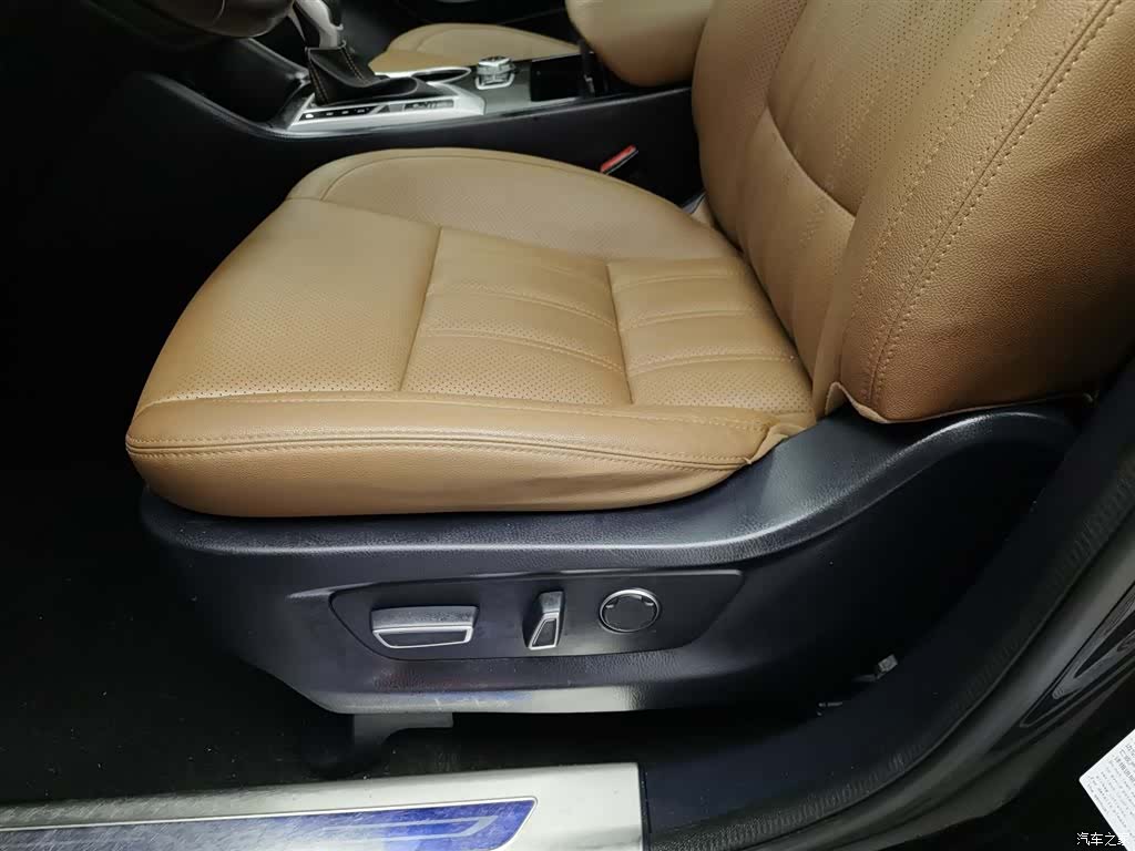 Changan CS95, 2017 20