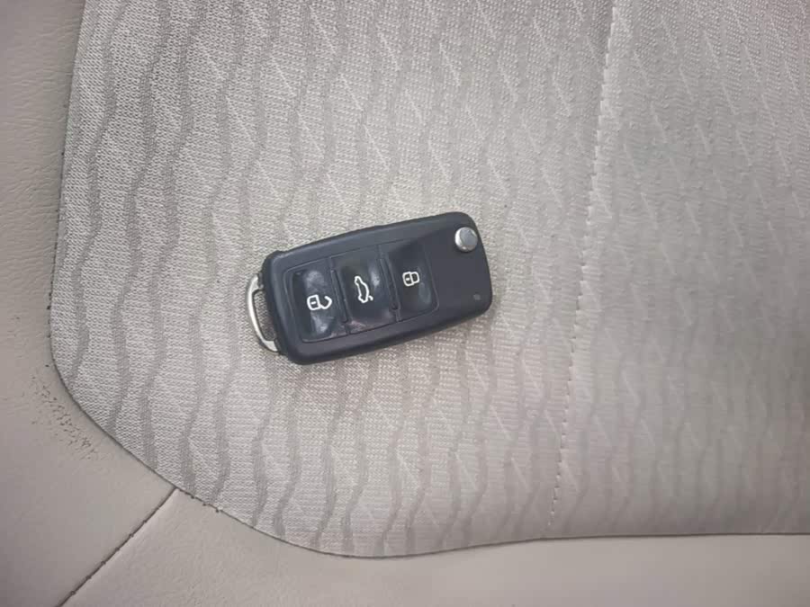 Škoda Rapid 2015, фото 8