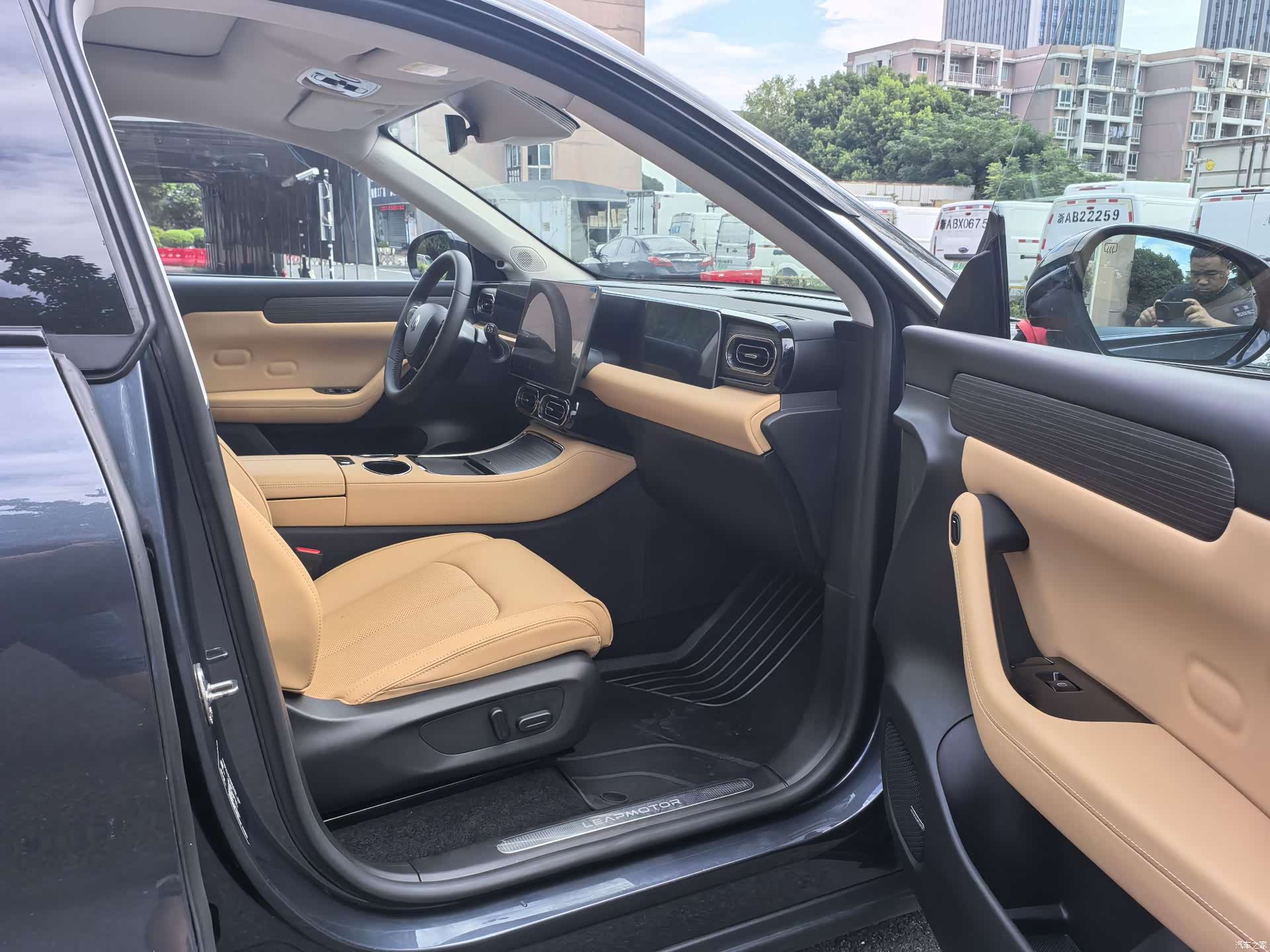 Leapmotor C11, 2025 12