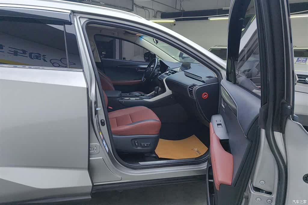 Lexus NX, 2016 8