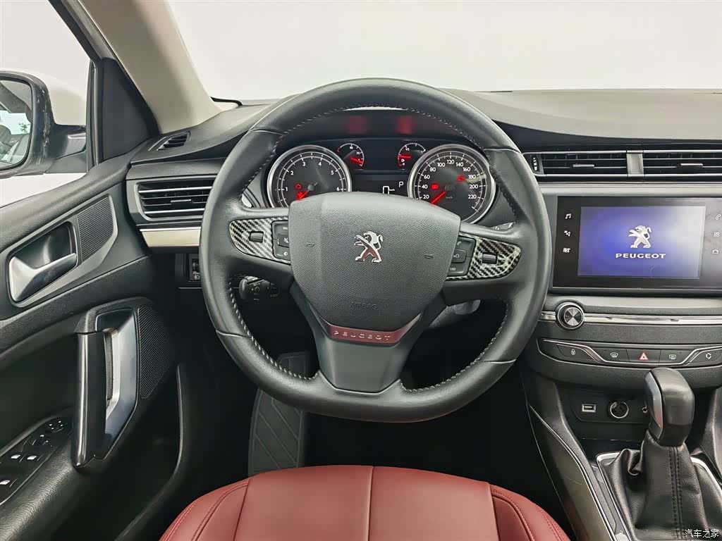 Peugeot 408, 2018 11