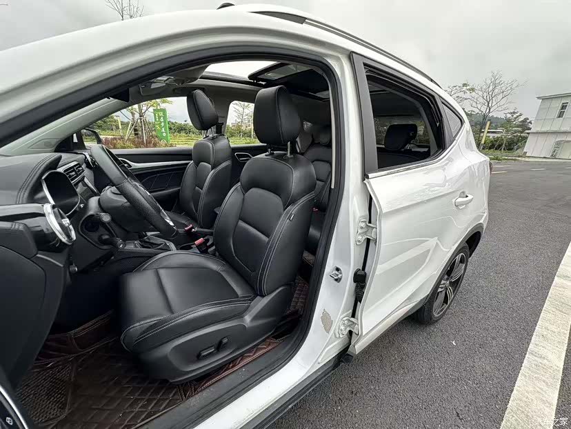 MG ZS, 2019 10