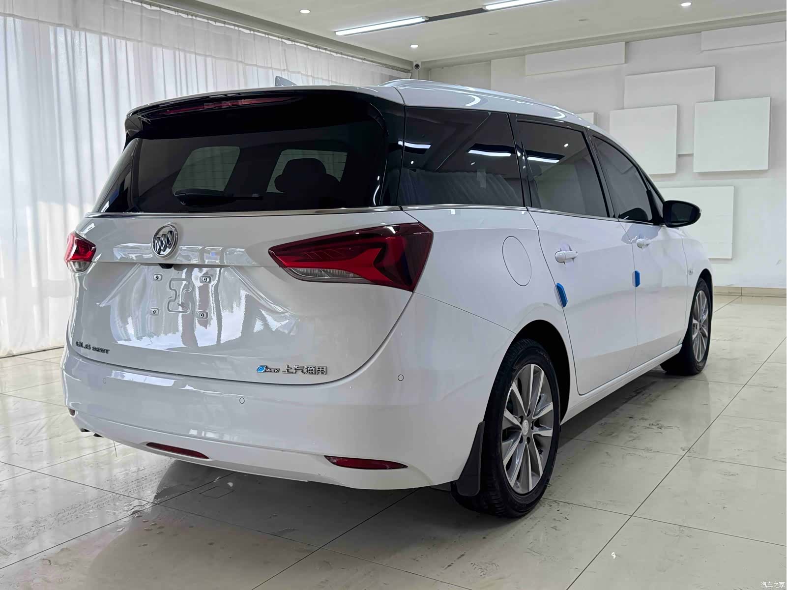 Buick GL6, 2022 6