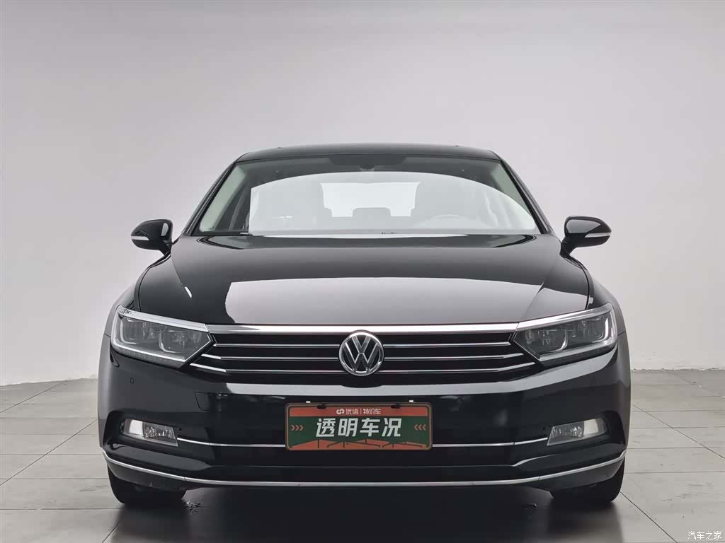 Volkswagen Magotan, 2018 3