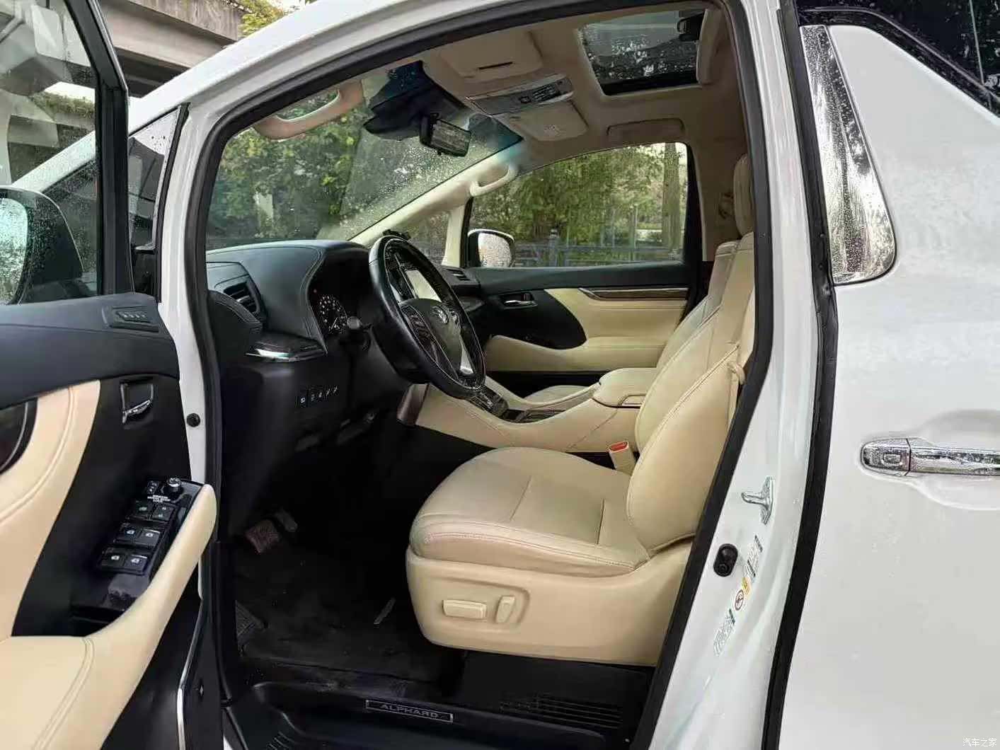 Toyota Alphard, 2019 8