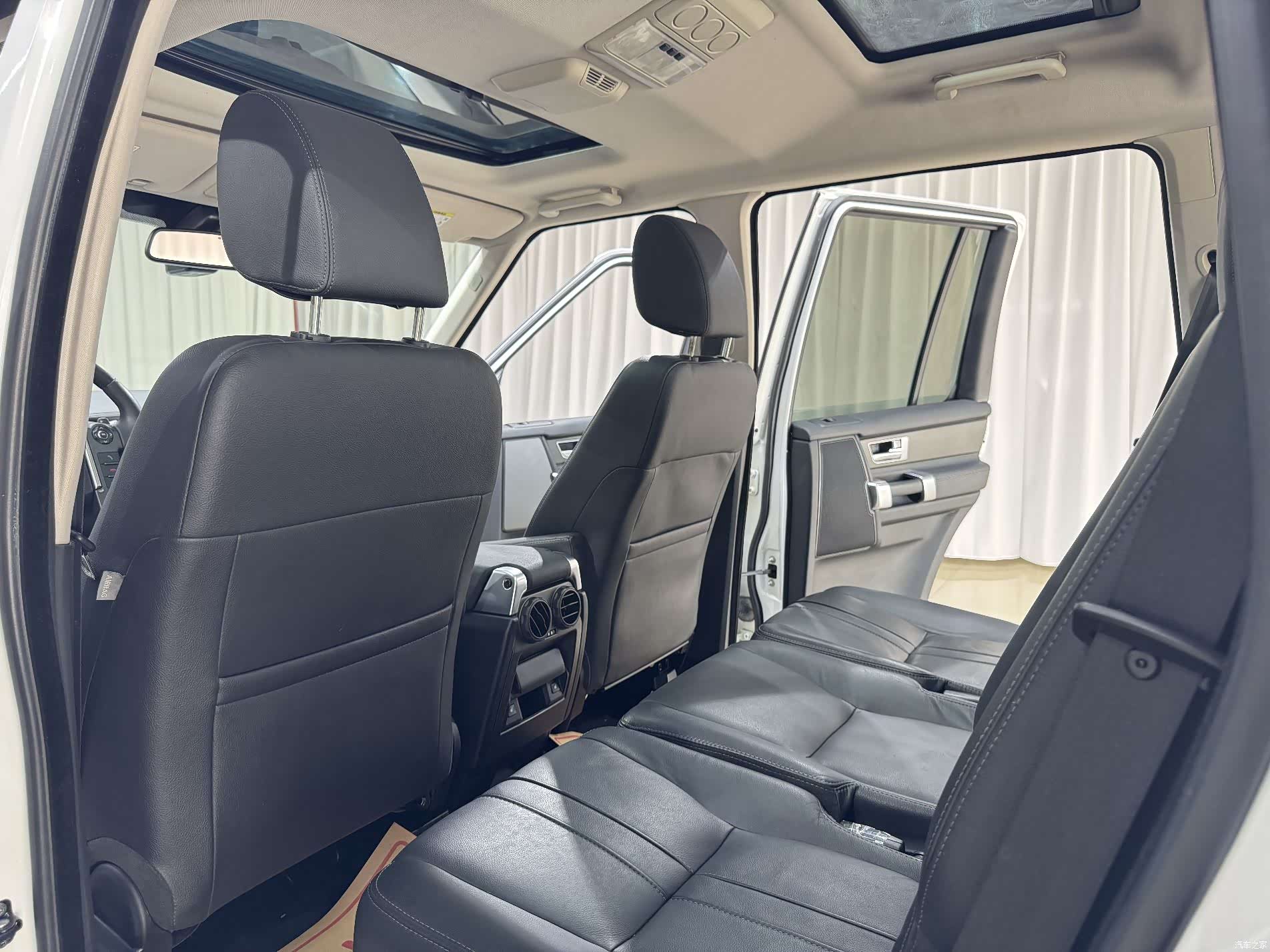 Land Rover Discovery, 2016 10