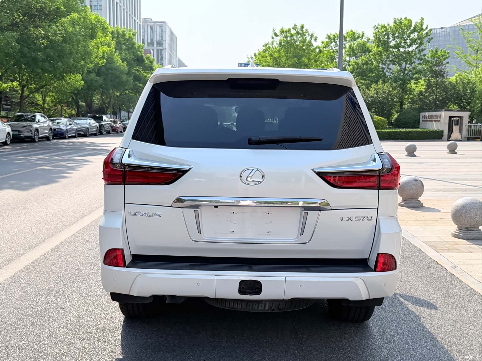 Lexus LX, 2019 24