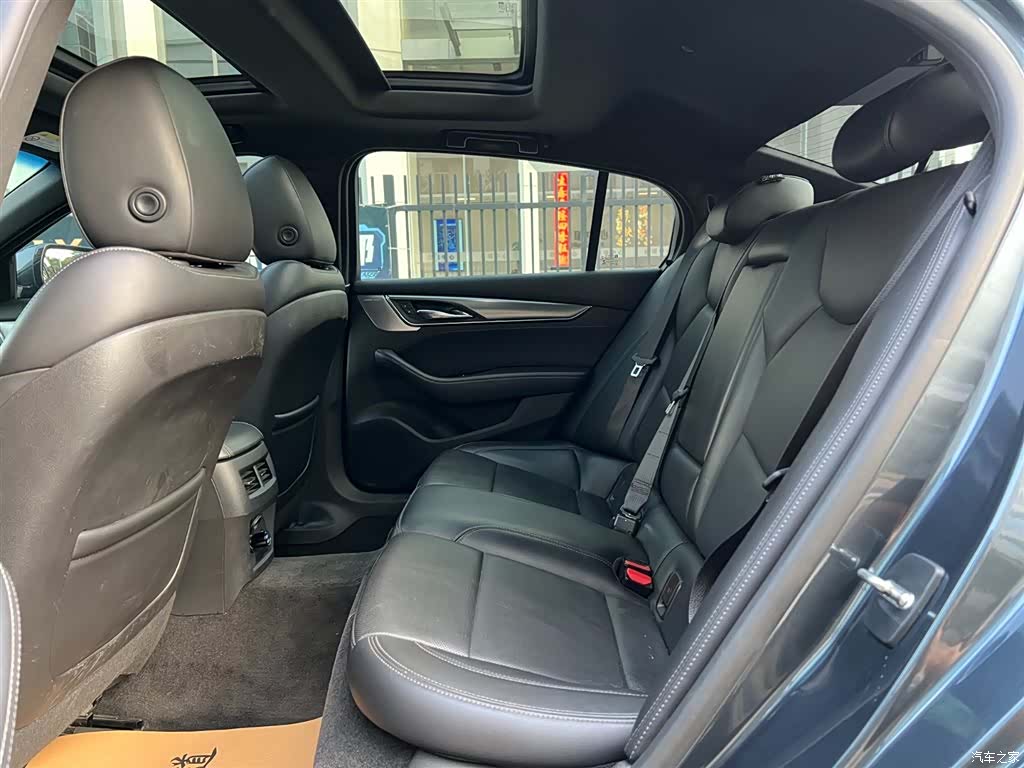 Cadillac CT5, 2021 4