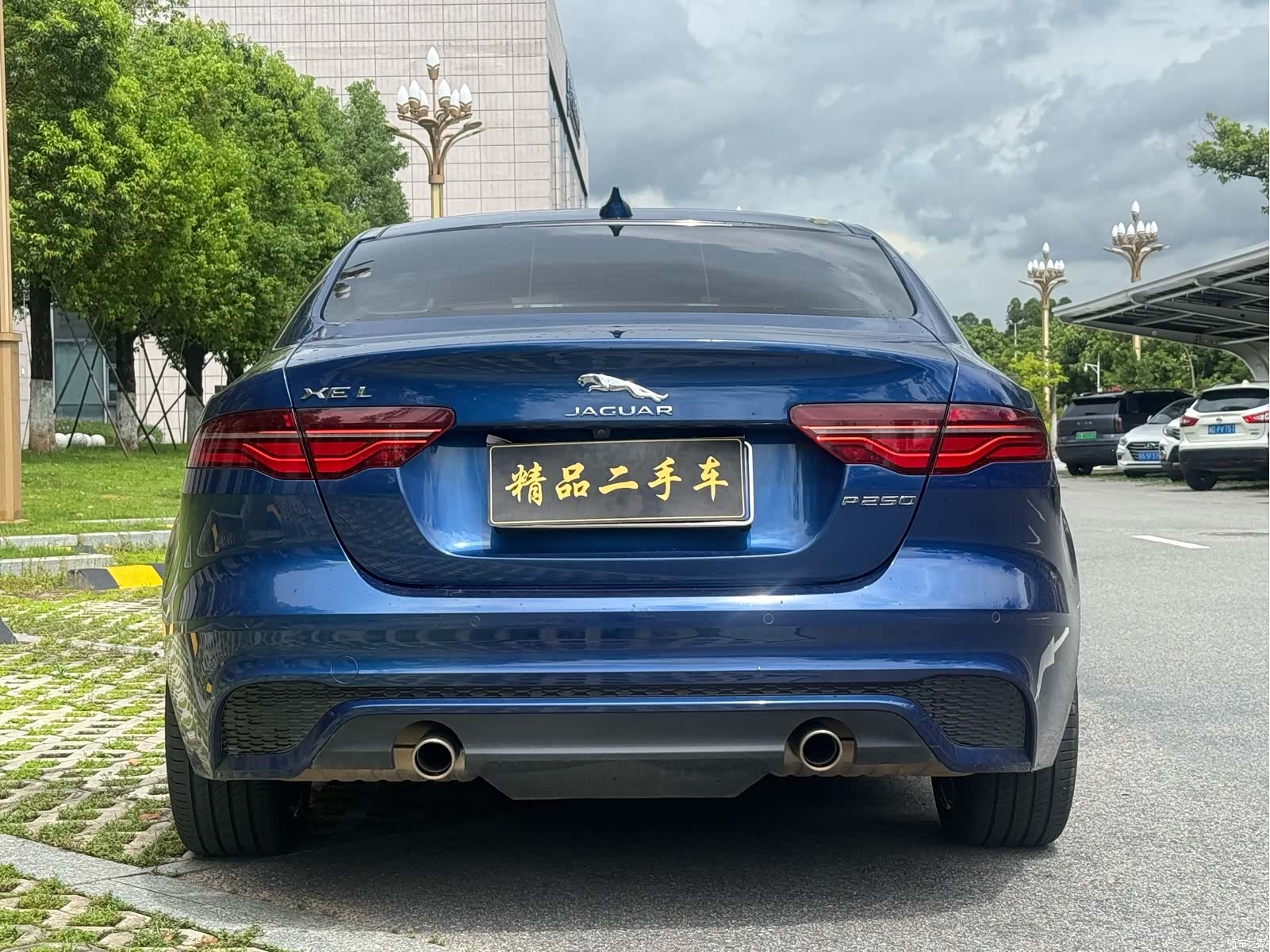 Land Rover XEL, 2022 6