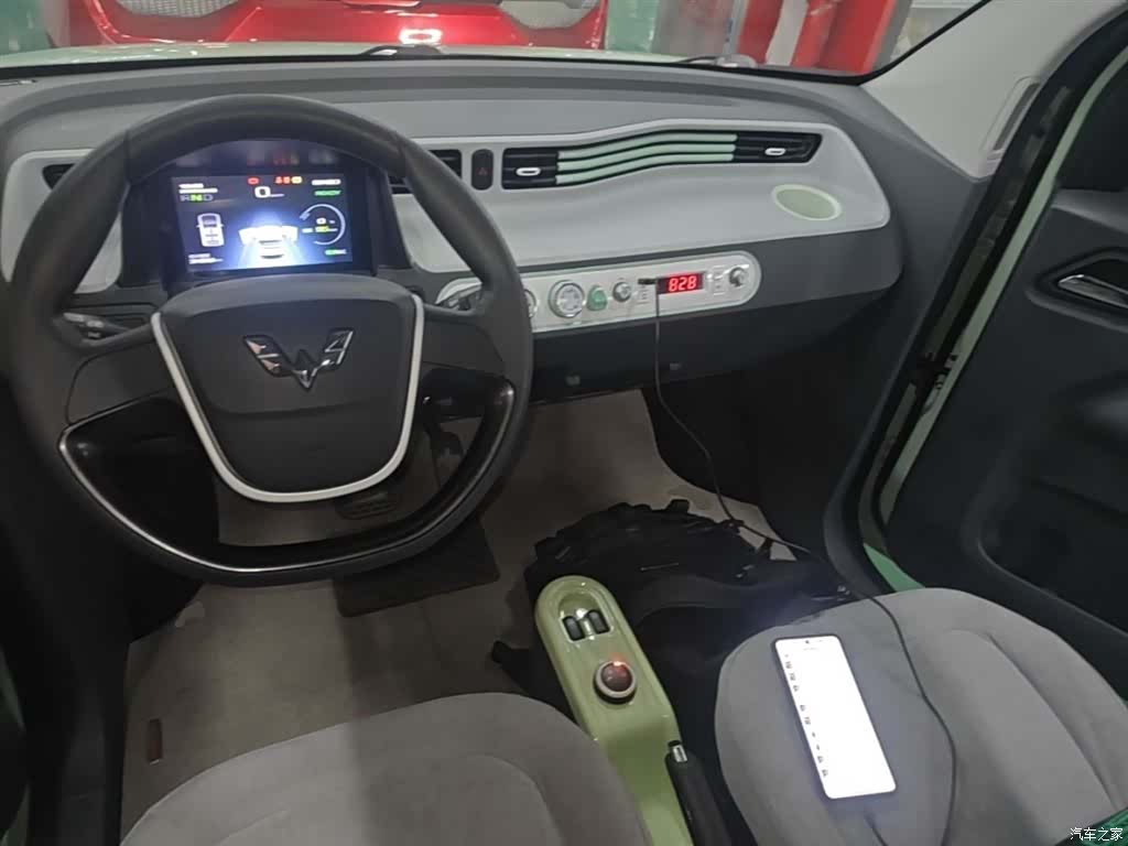 Wuling MINIEV, 2021 10