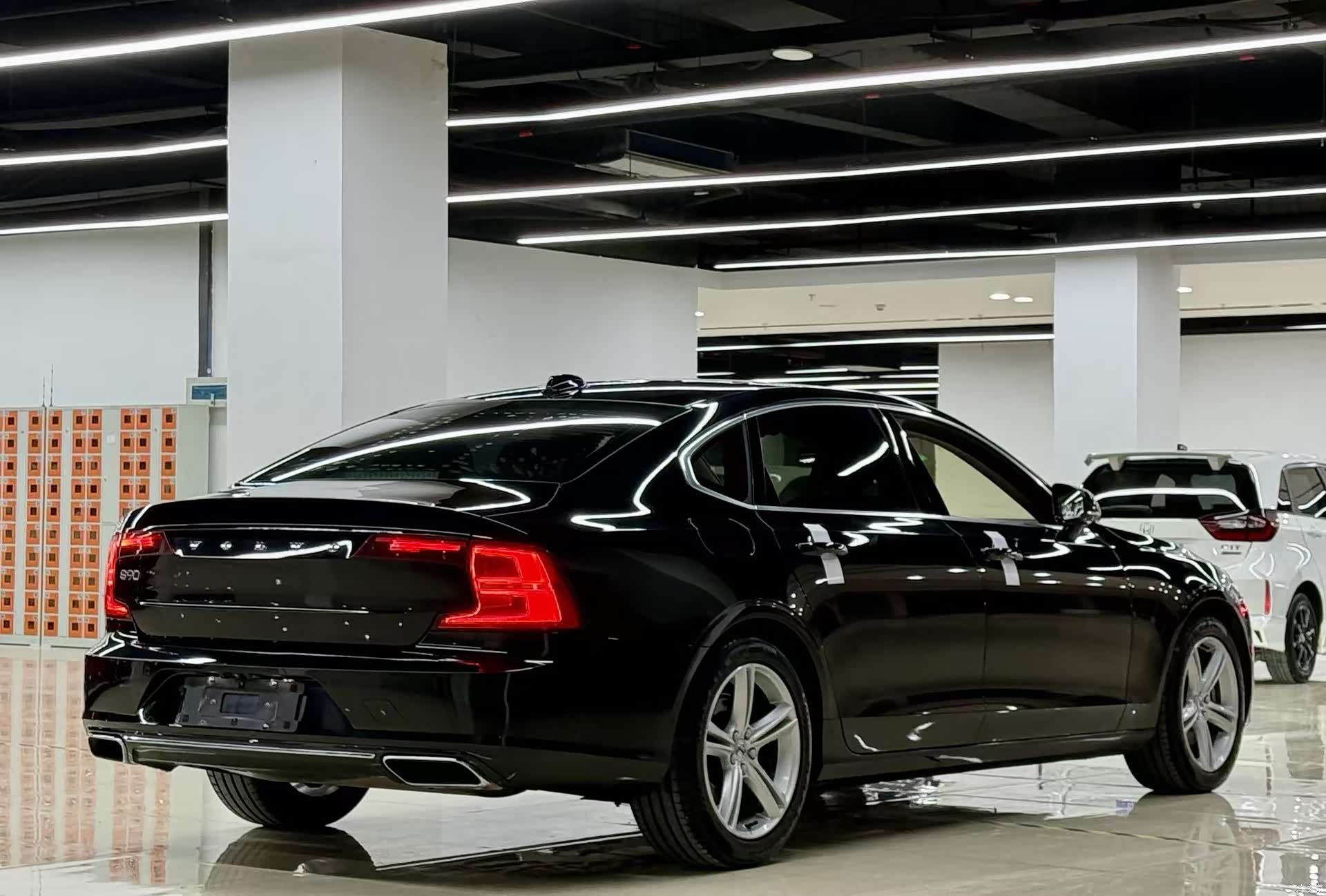Volvo S90, 2017 4