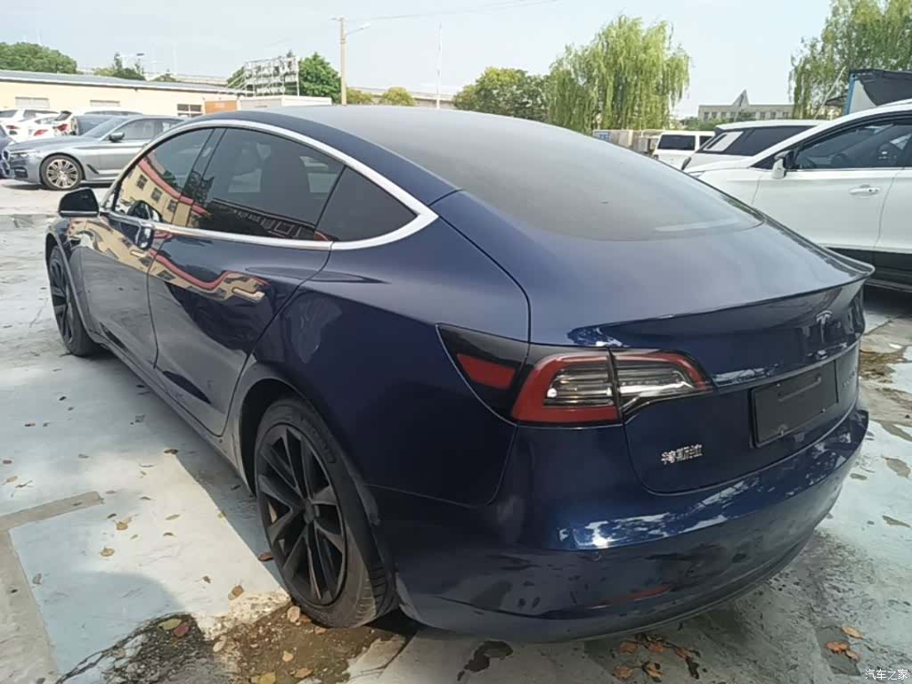 Tesla Model 3, 2020 все фото