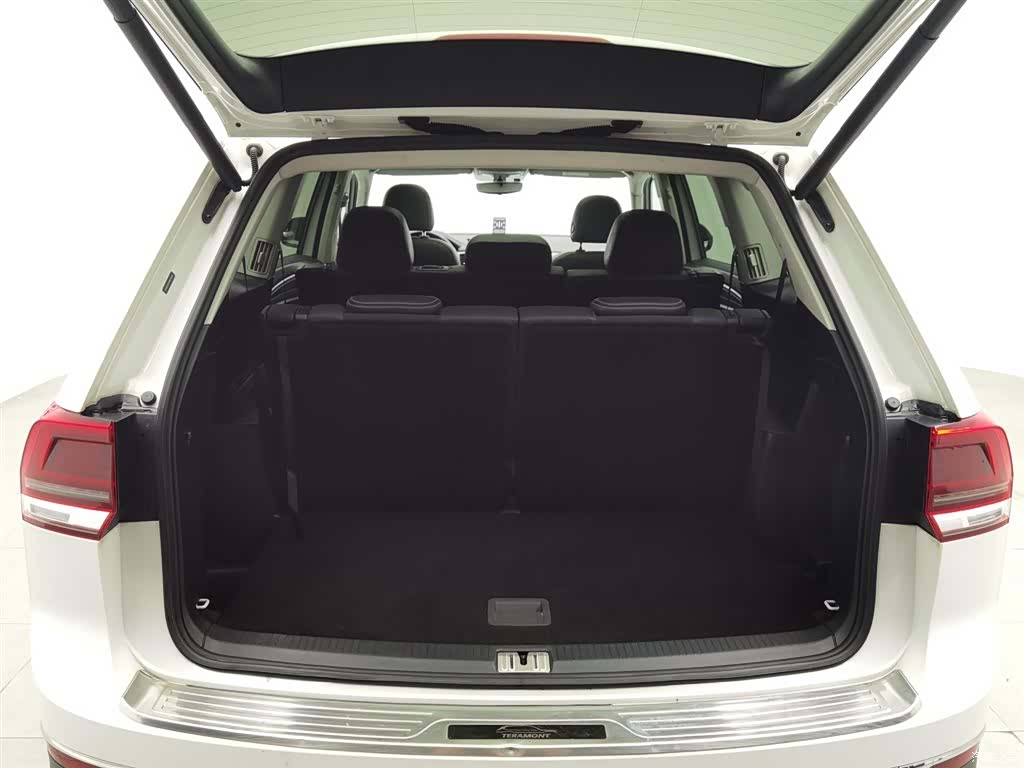 Volkswagen Teramont, 2017 16