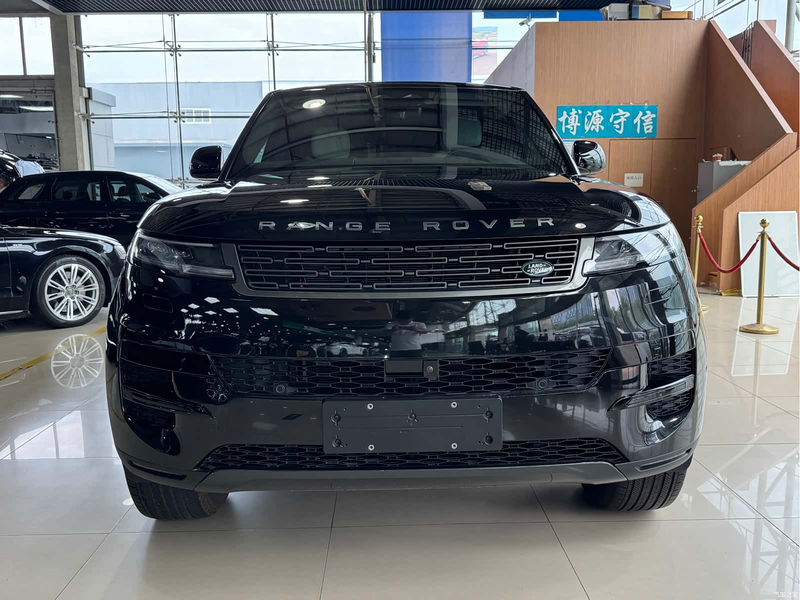 Land Rover Range Rover, 2024 3