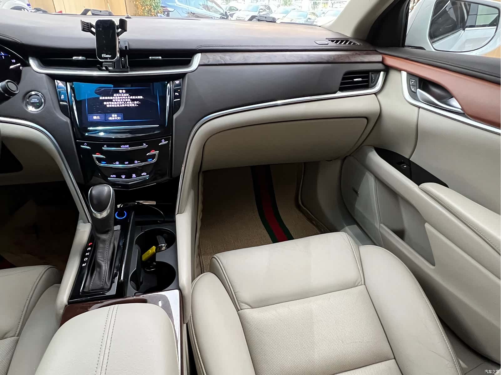 Cadillac XTS, 2016 25