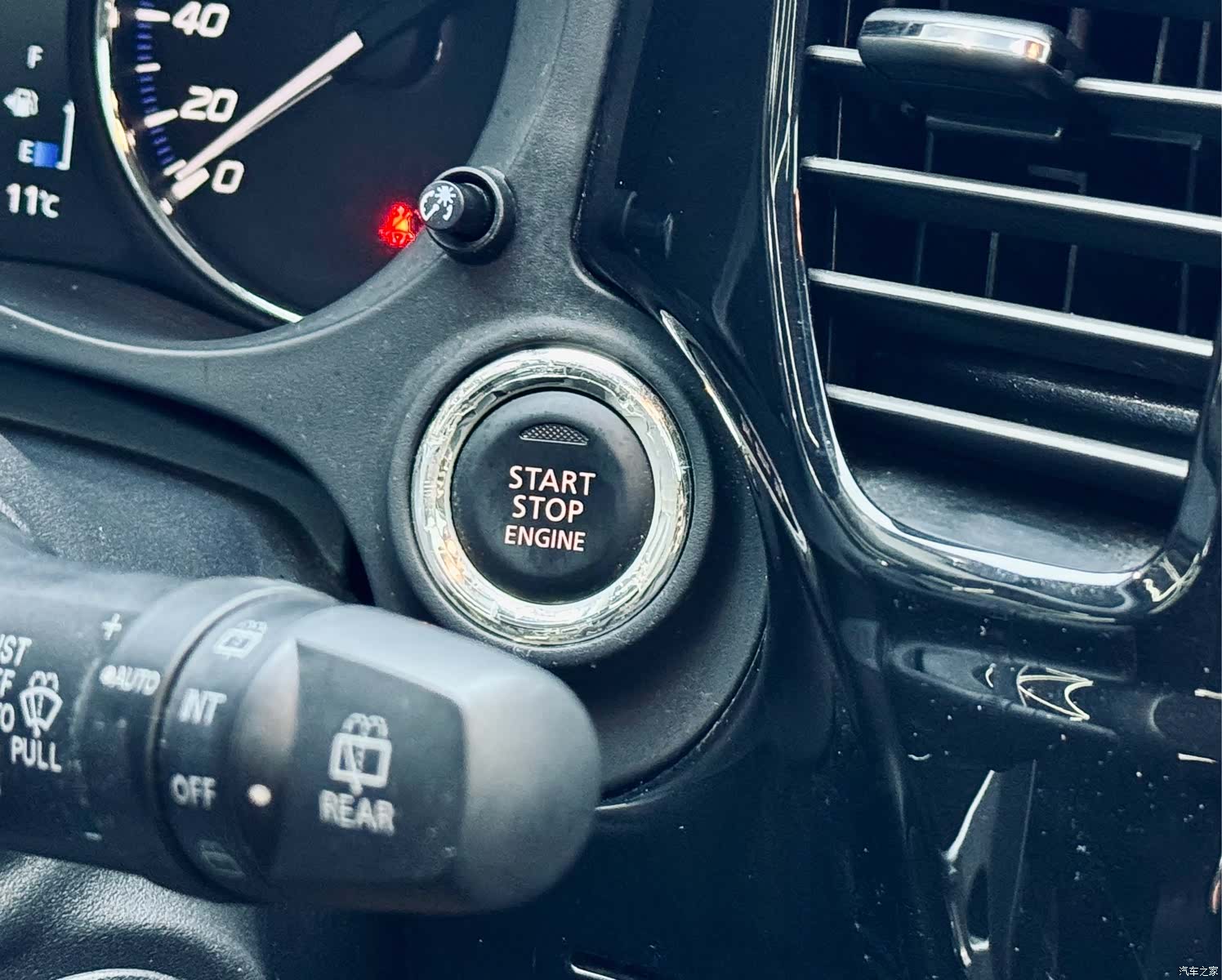 Mitsubishi Outlander, 2018 23