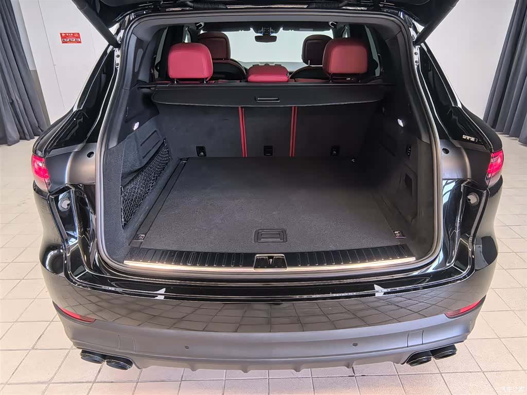 Porsche Cayenne, 2023 26