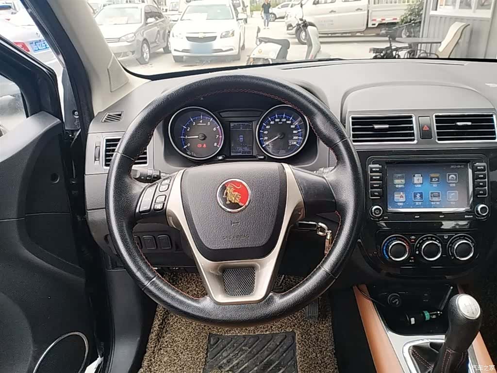 DongFeng X5, 2015 11