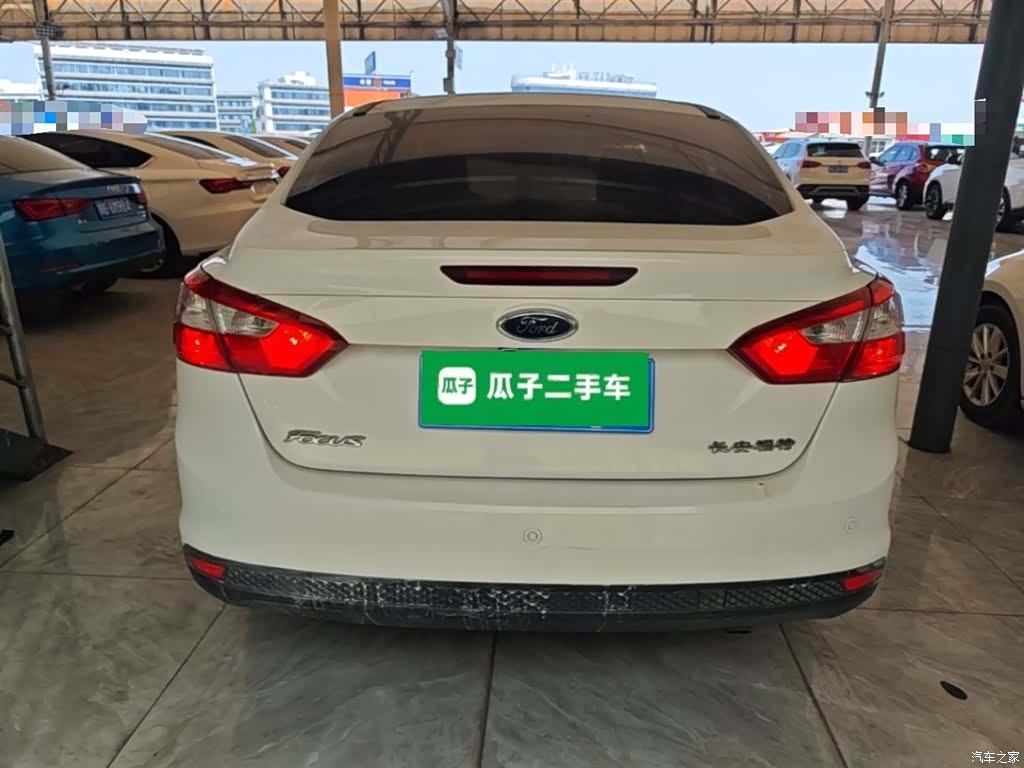 Ford Focus, 2015 6