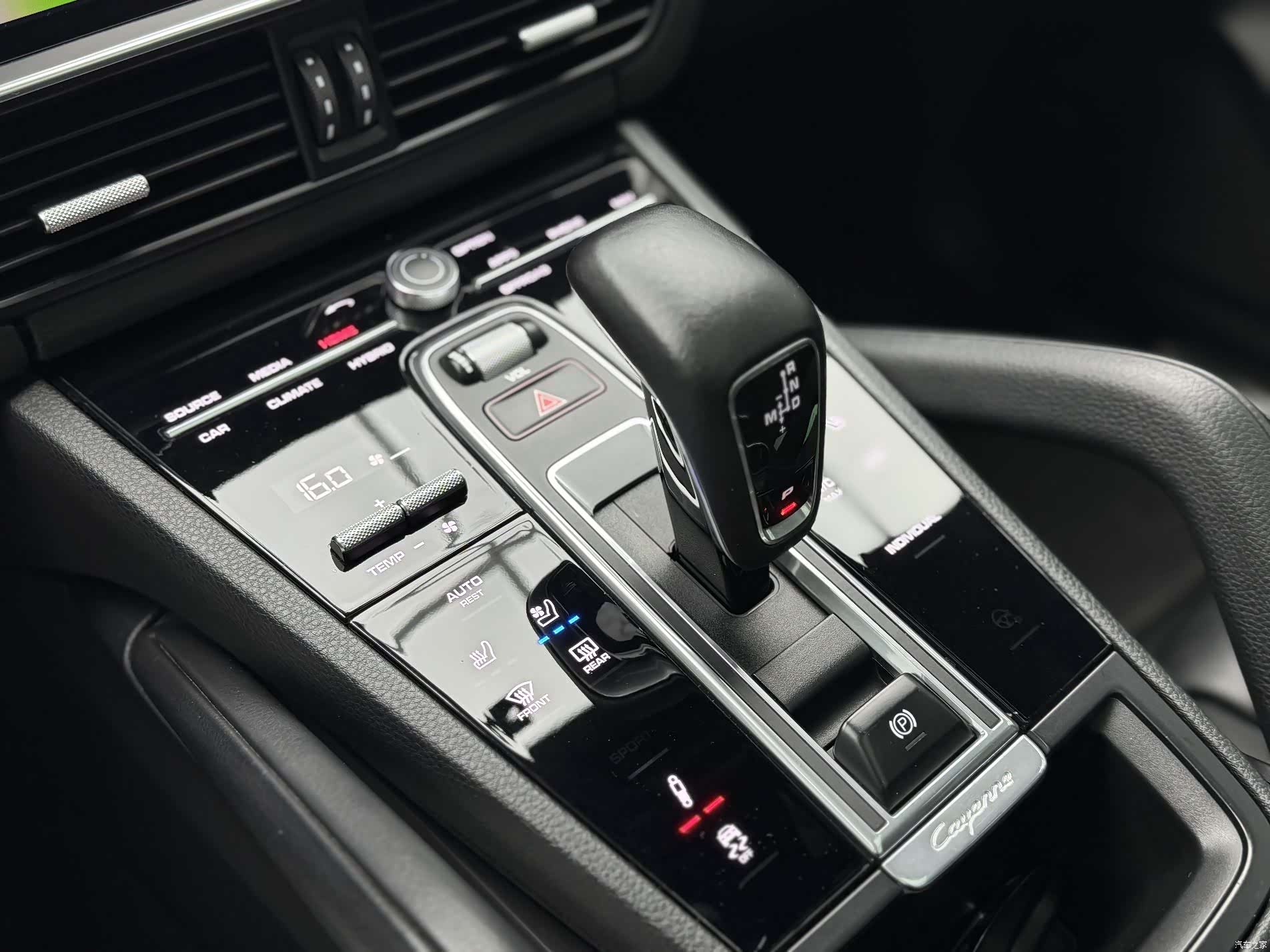 Porsche Cayenne, 2021 10