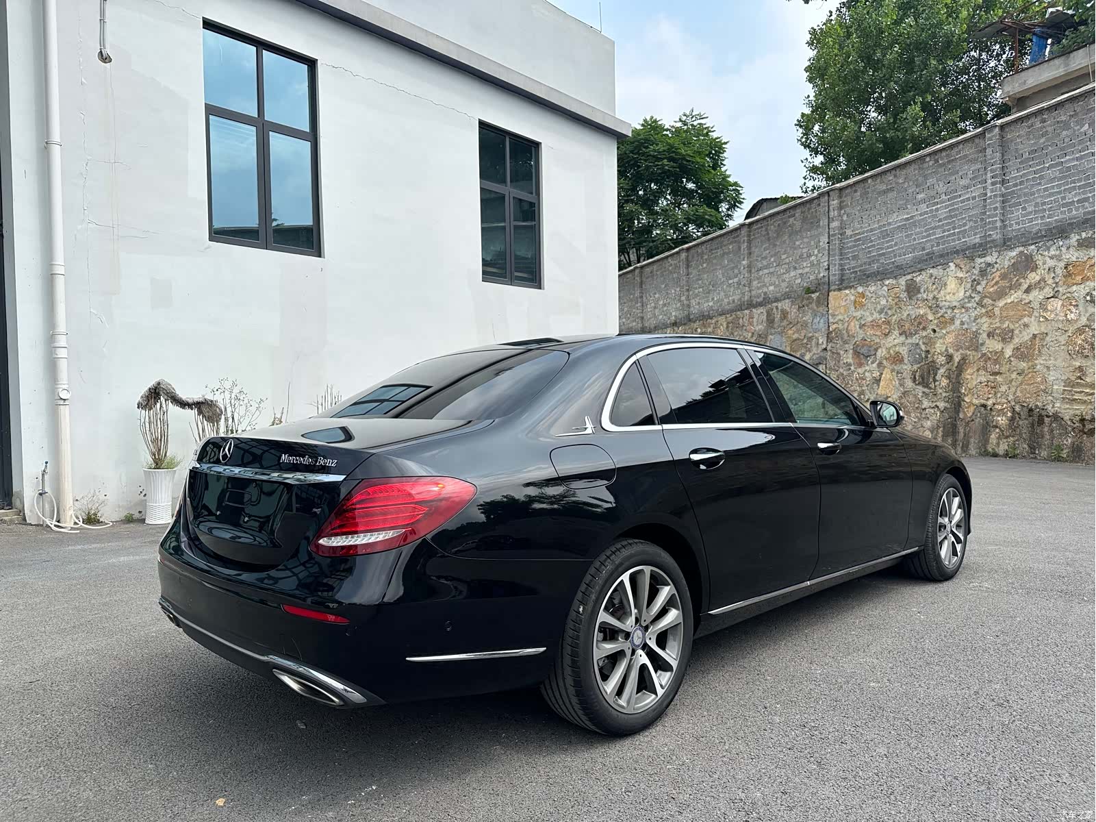 Mercedes-Benz E-Class, 2017 7