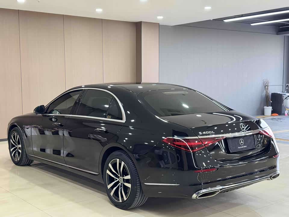 Mercedes-Benz S-class