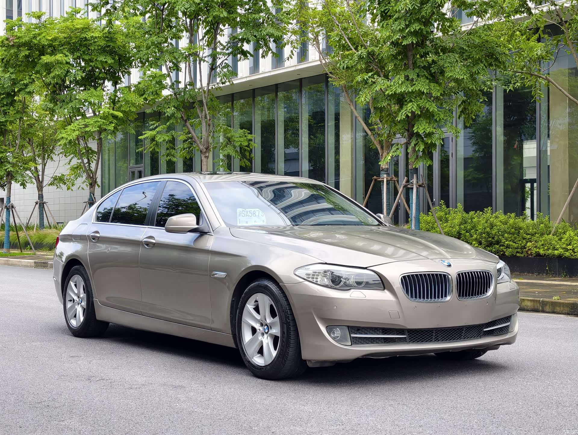 BMW 5 Series, 2011 3
