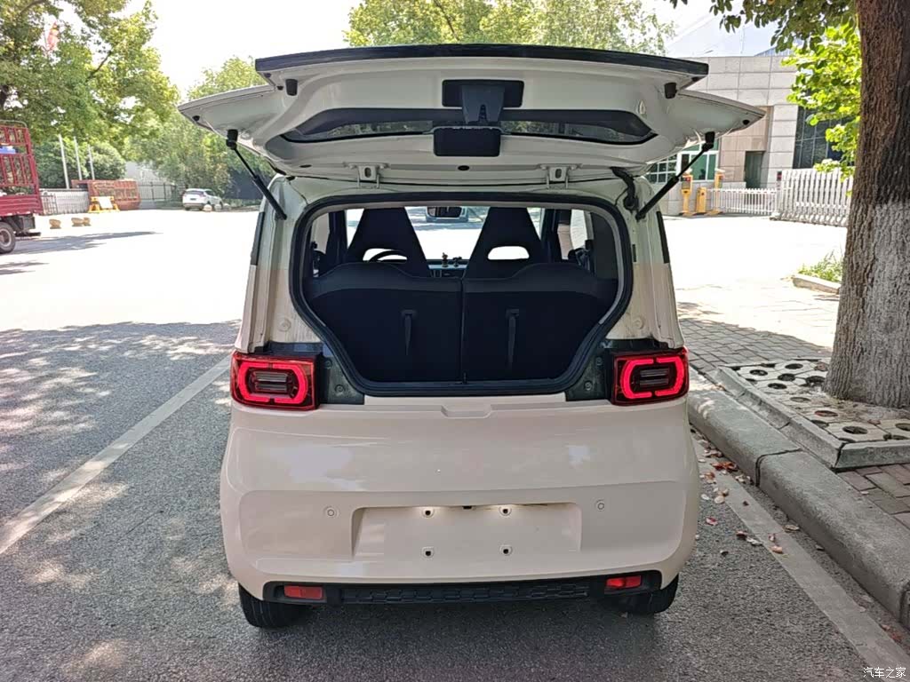 Wuling MINIEV, 2022 19