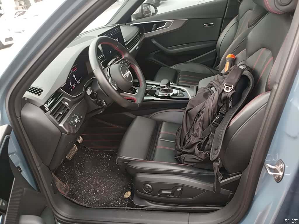 Audi A4L, 2023 15