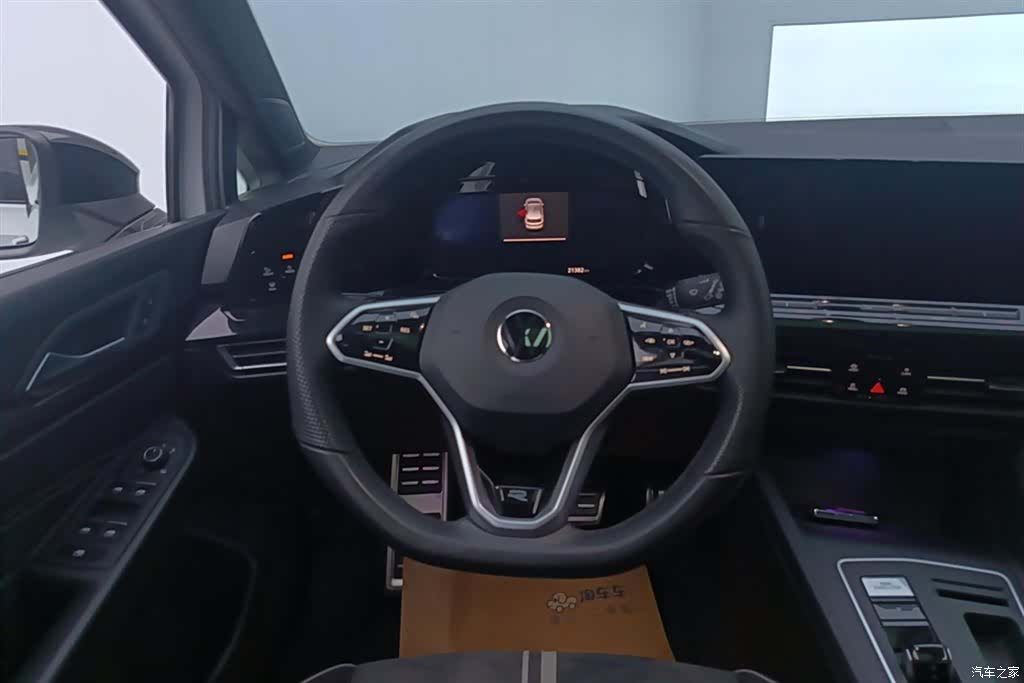 Volkswagen Golf, 2024 15