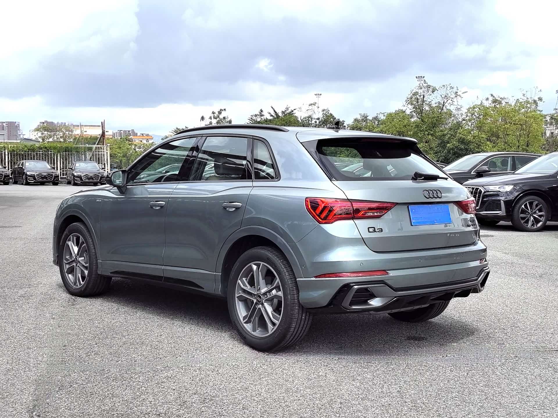 Audi Q3, 2023 все фото