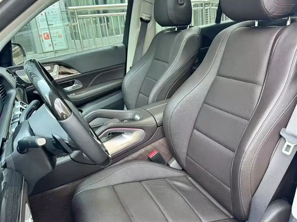 Mercedes-Benz GLE Mercedes-Benz GLE