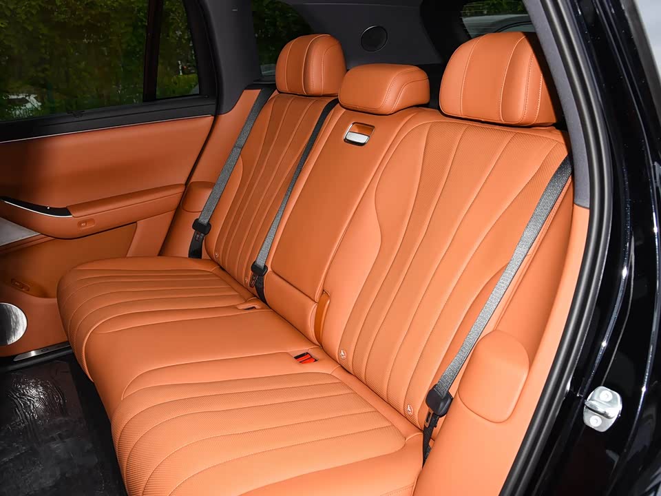 AITO Ask the world M7