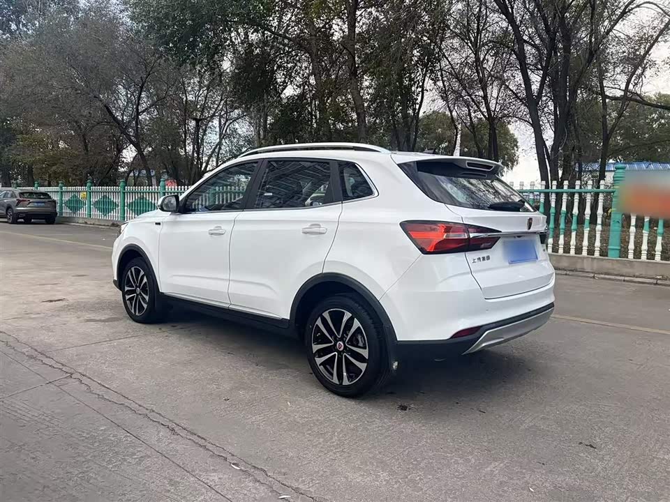Roewe RX3