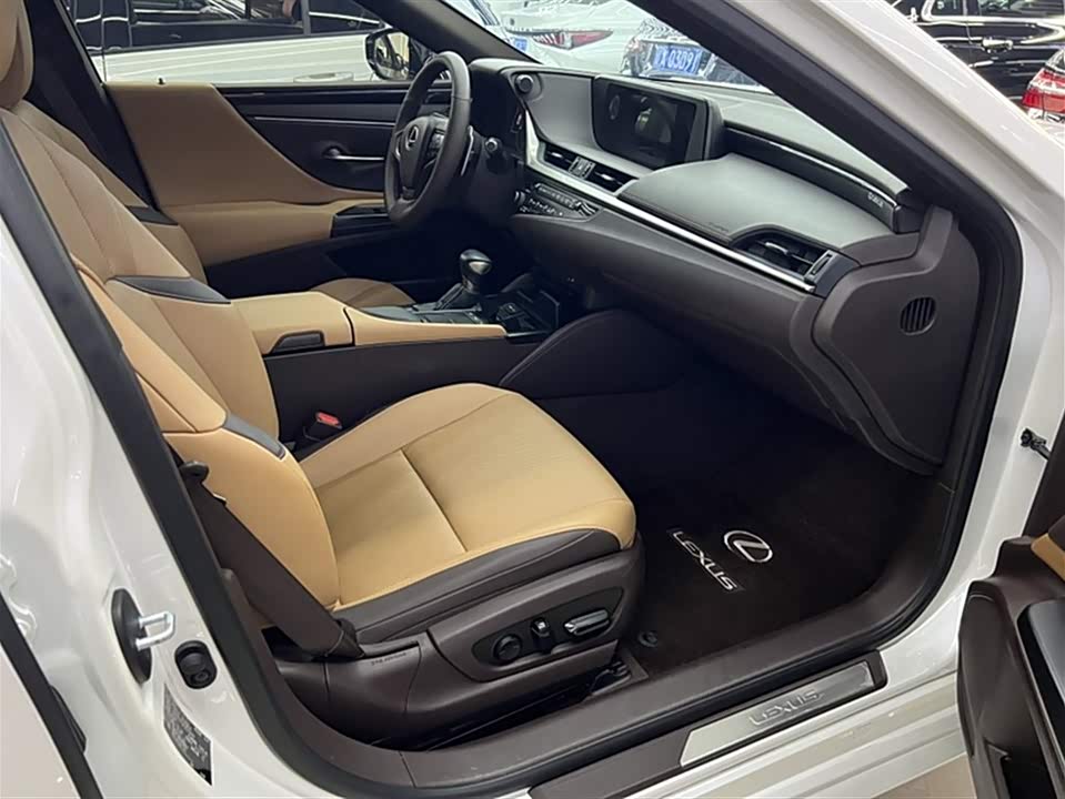 Lexus ES Lexus ES