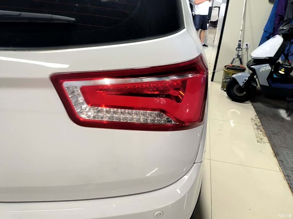 Wuling 560, 2017 8