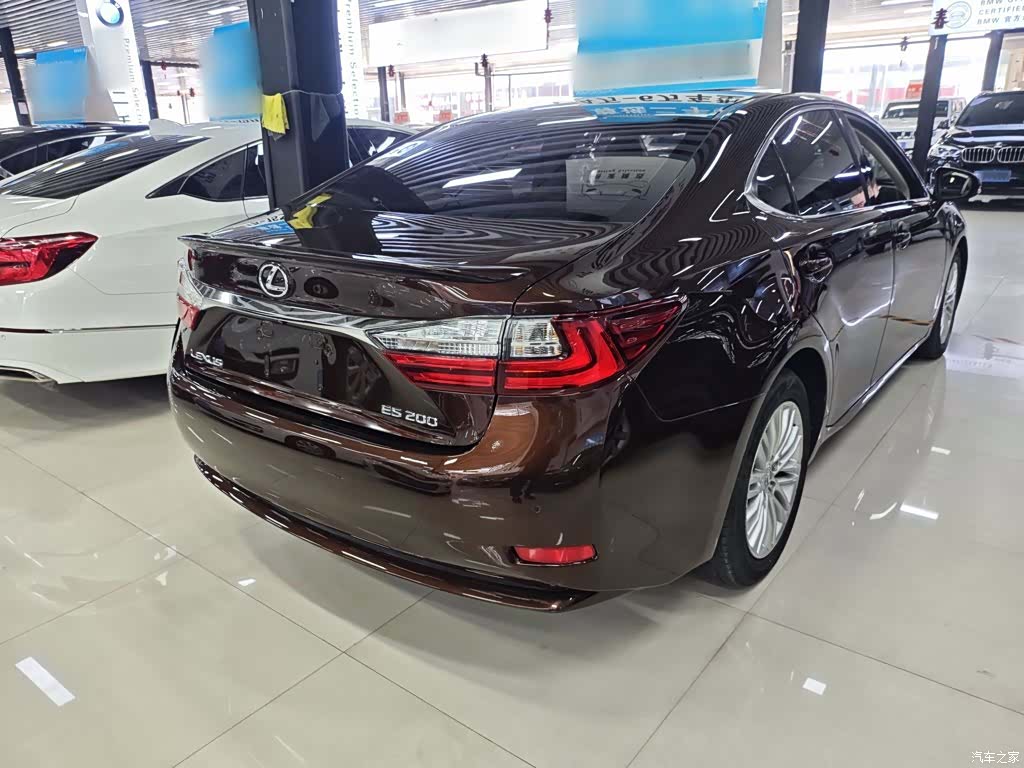 Lexus ES, 2016 12