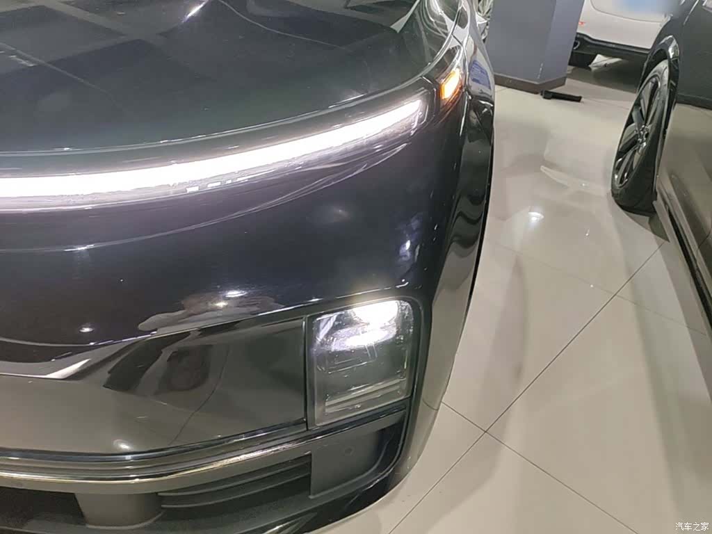 Li Auto L8, 2024 24